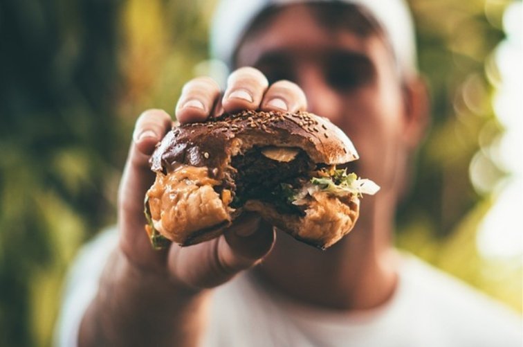 historia del marketing sensorial, el tacto y el gusto